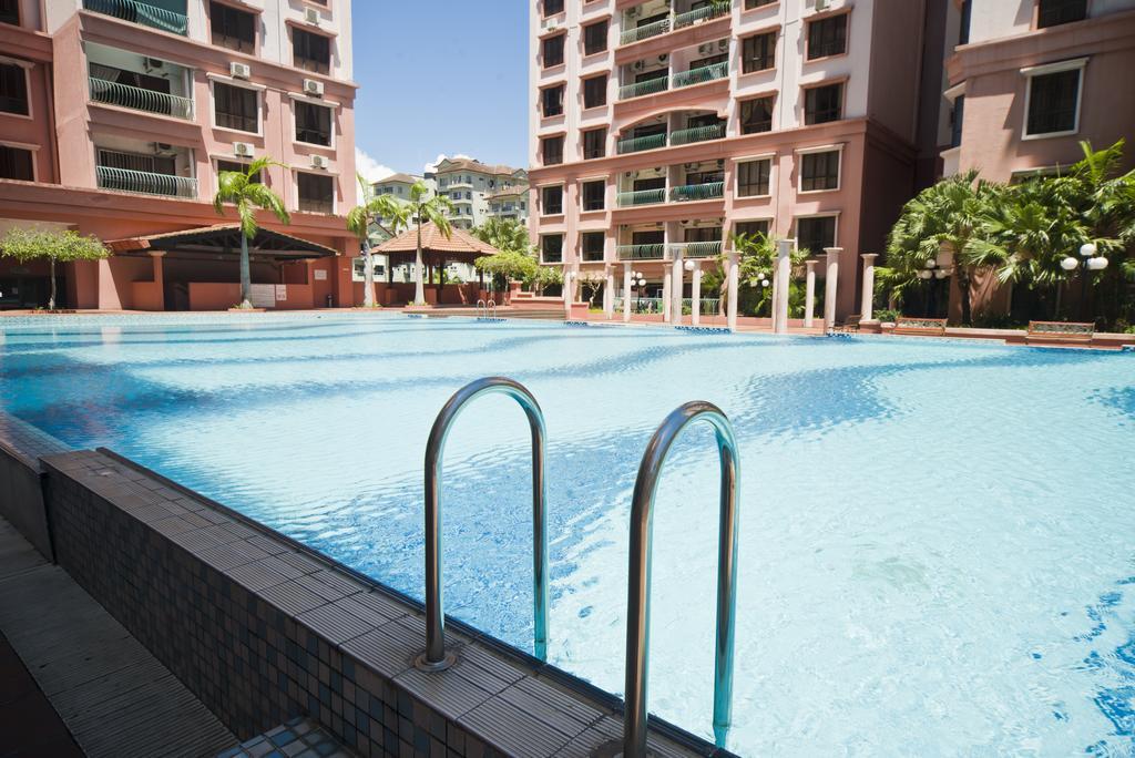 Nana Marina Court Apartment Kota Kinabalu Bagian luar foto