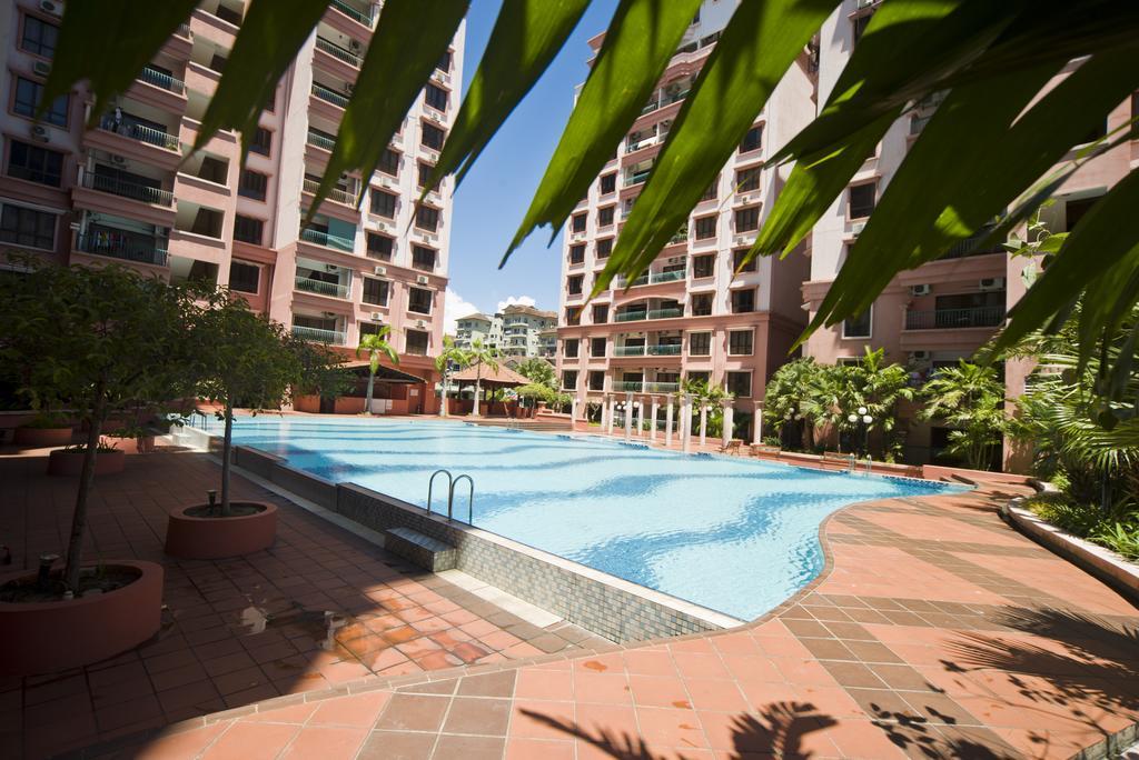 Nana Marina Court Apartment Kota Kinabalu Bagian luar foto