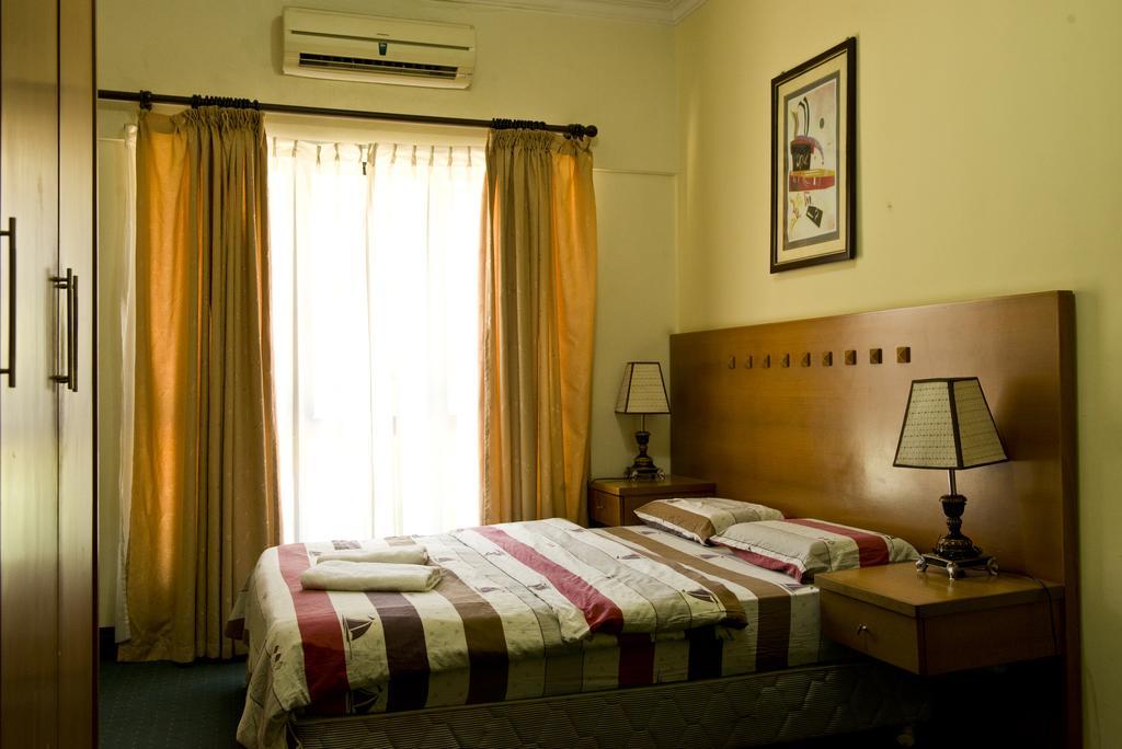 Nana Marina Court Apartment Kota Kinabalu Bagian luar foto