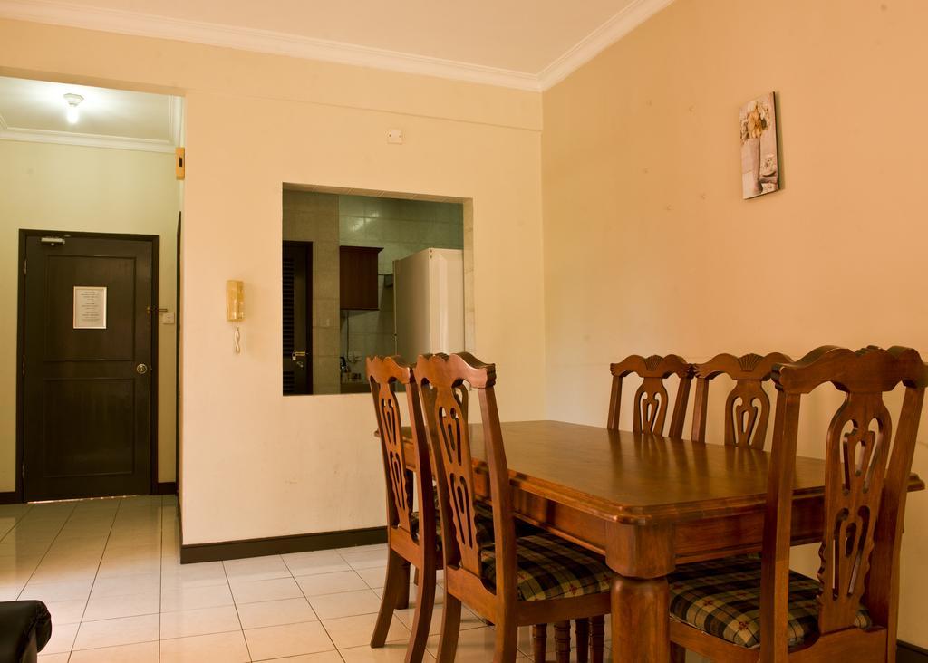 Nana Marina Court Apartment Kota Kinabalu Bagian luar foto