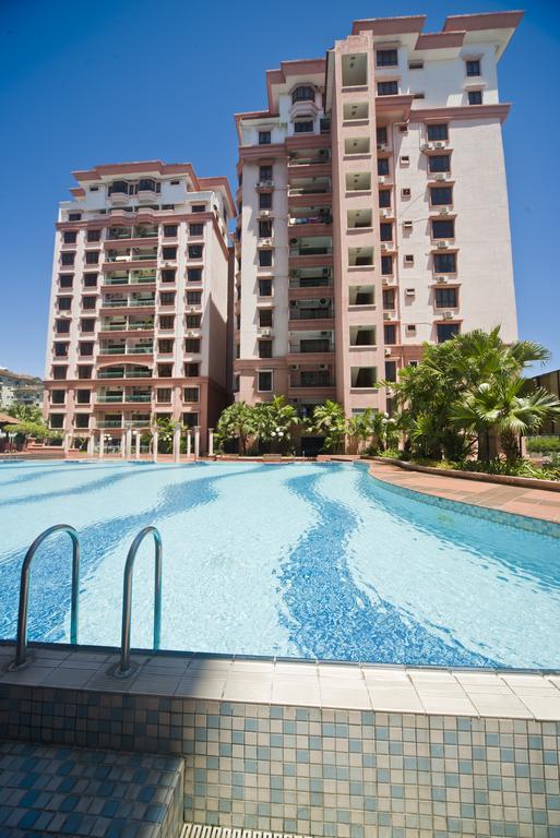 Nana Marina Court Apartment Kota Kinabalu Bagian luar foto